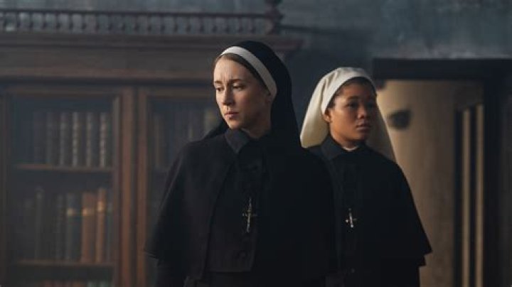Do nuns live together?