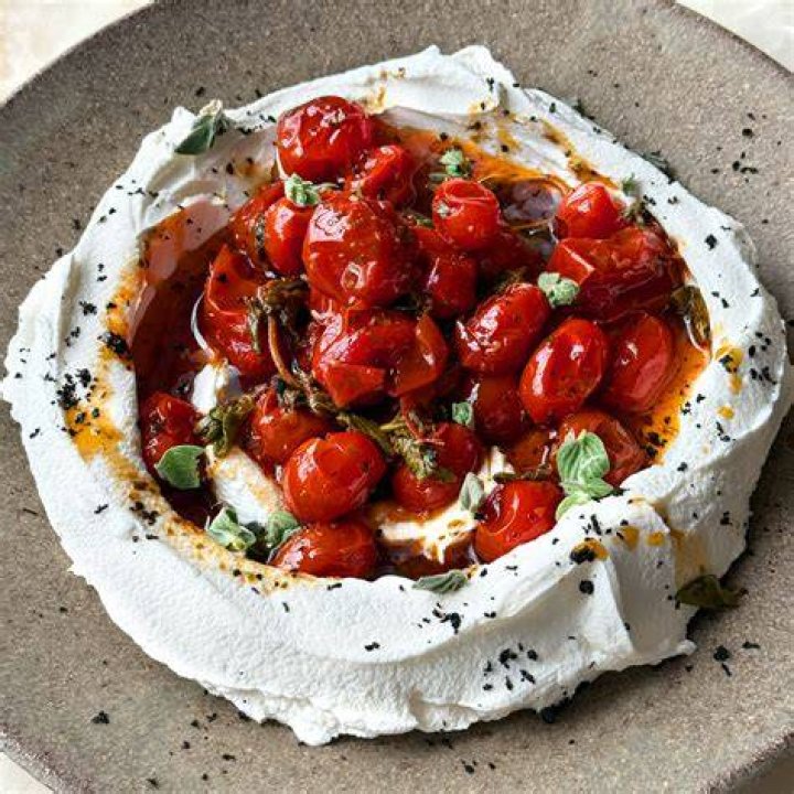 How do you make labneh Ottolenghi?