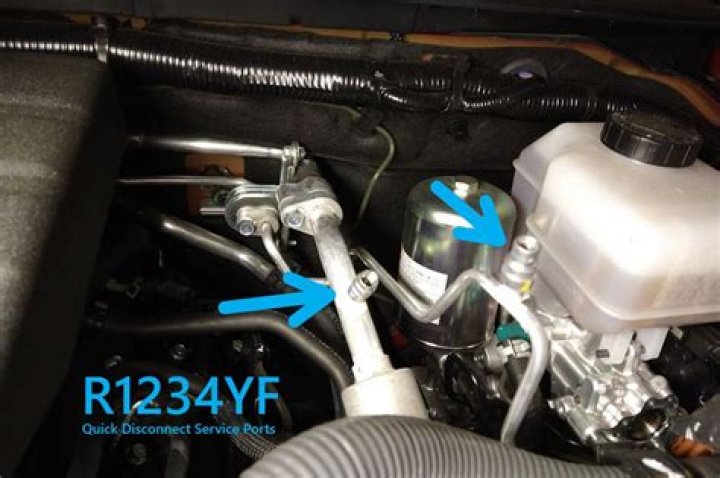 How much Freon does a 4 ton unit hold?