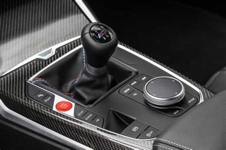 Is a BMW manual transmission?