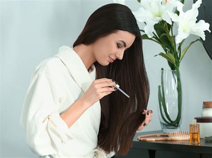 Is tea beneficial for hair?