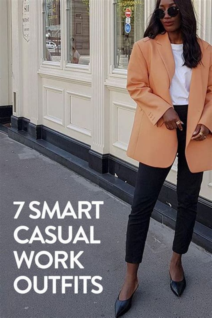 What is smart casual on a cruise?