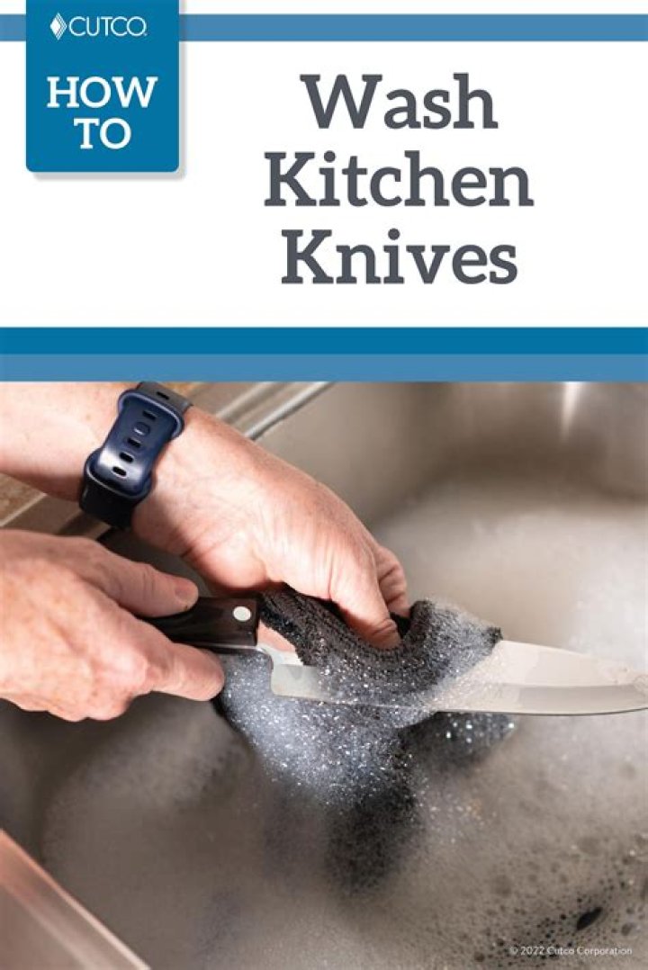 What is the best way to wash knives?