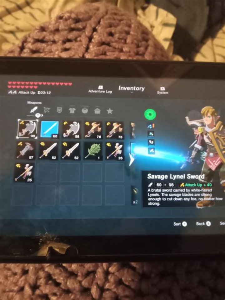 What was spinels weapon?