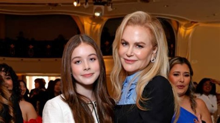 Who is Tom Cruise adopted daughter?